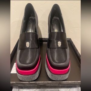 AZALEA WANG shoes, women size 8, 5.5” heel, 2” platform.  Only worn once.